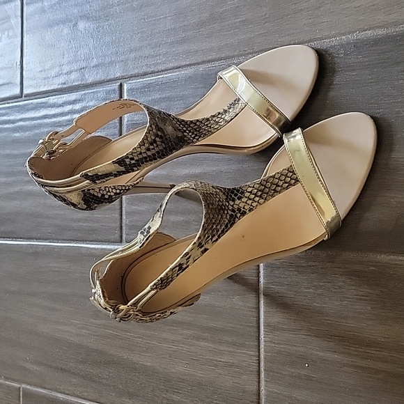 Guess Gold & Snake Sandal - Picture 3 of 4